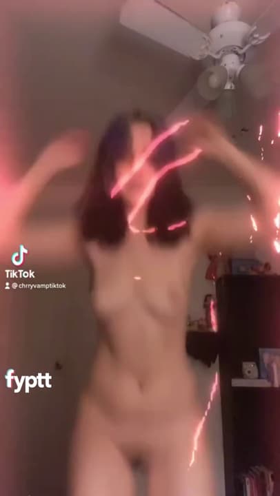 Slender Naked Girl Dancing To Hai Phut Hon Song In Cool Light Filter