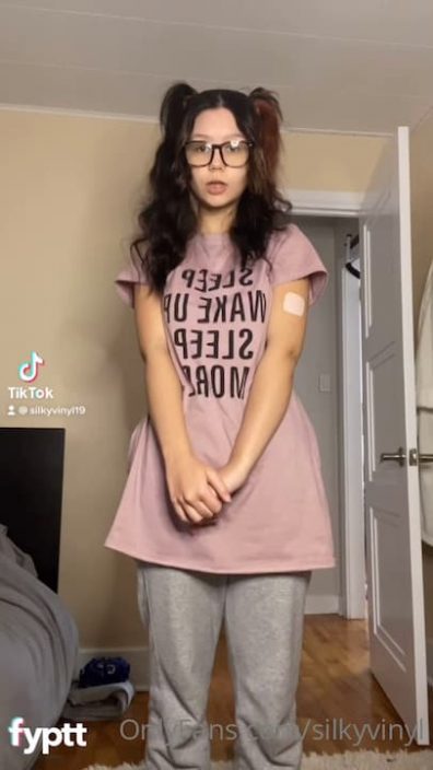 Talkin' 'bout Tracy with sexy perky tits and hot pussy on nude TikTok