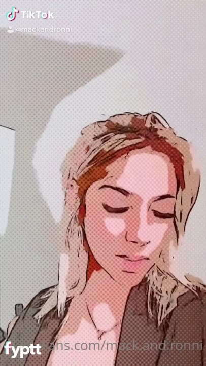 Blonde Revealing Her Boobs On Tiktok With Comic Panel Filter Fyptt