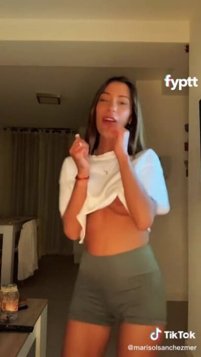 Latina shows her sexy nip slip titties under white croptop on TikTok