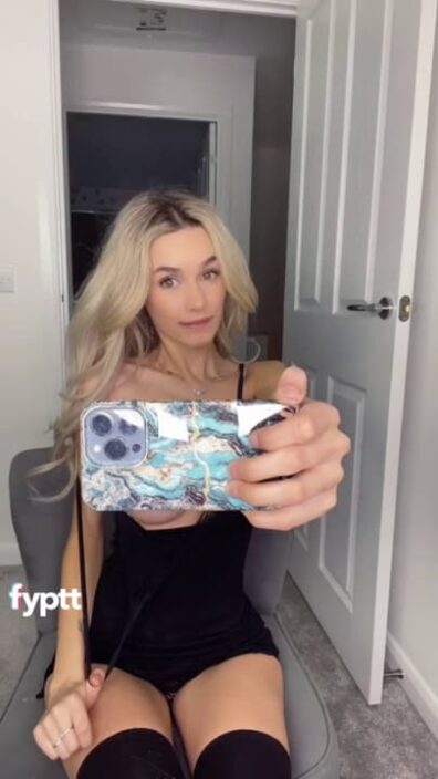 Let's see if you are quick enough to catch this nipslip on NSFW TikTok
