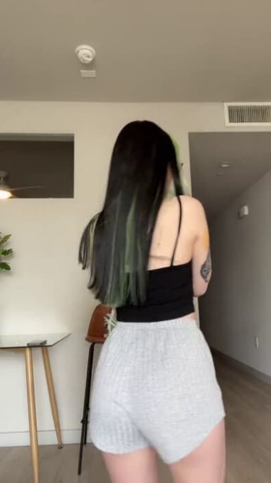 Colored hair girl with glasses gets her pussy licked and creampied by a BBC TikTok XXX
